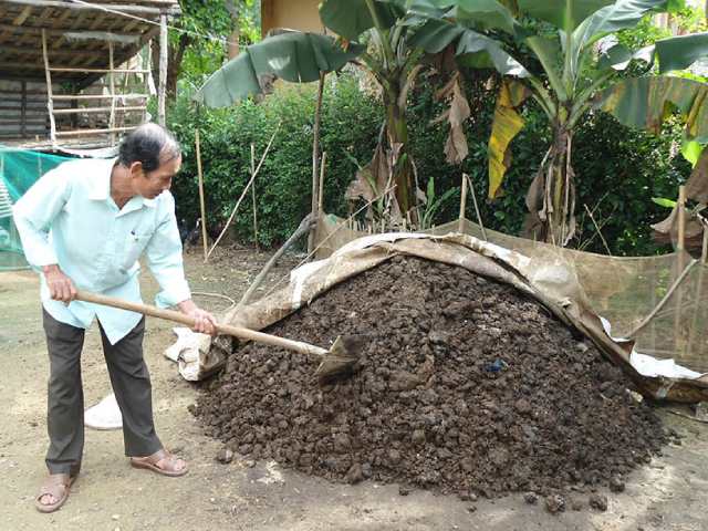 Thực hiện ủ rác sinh học Thực hiện ủ rác sinh học